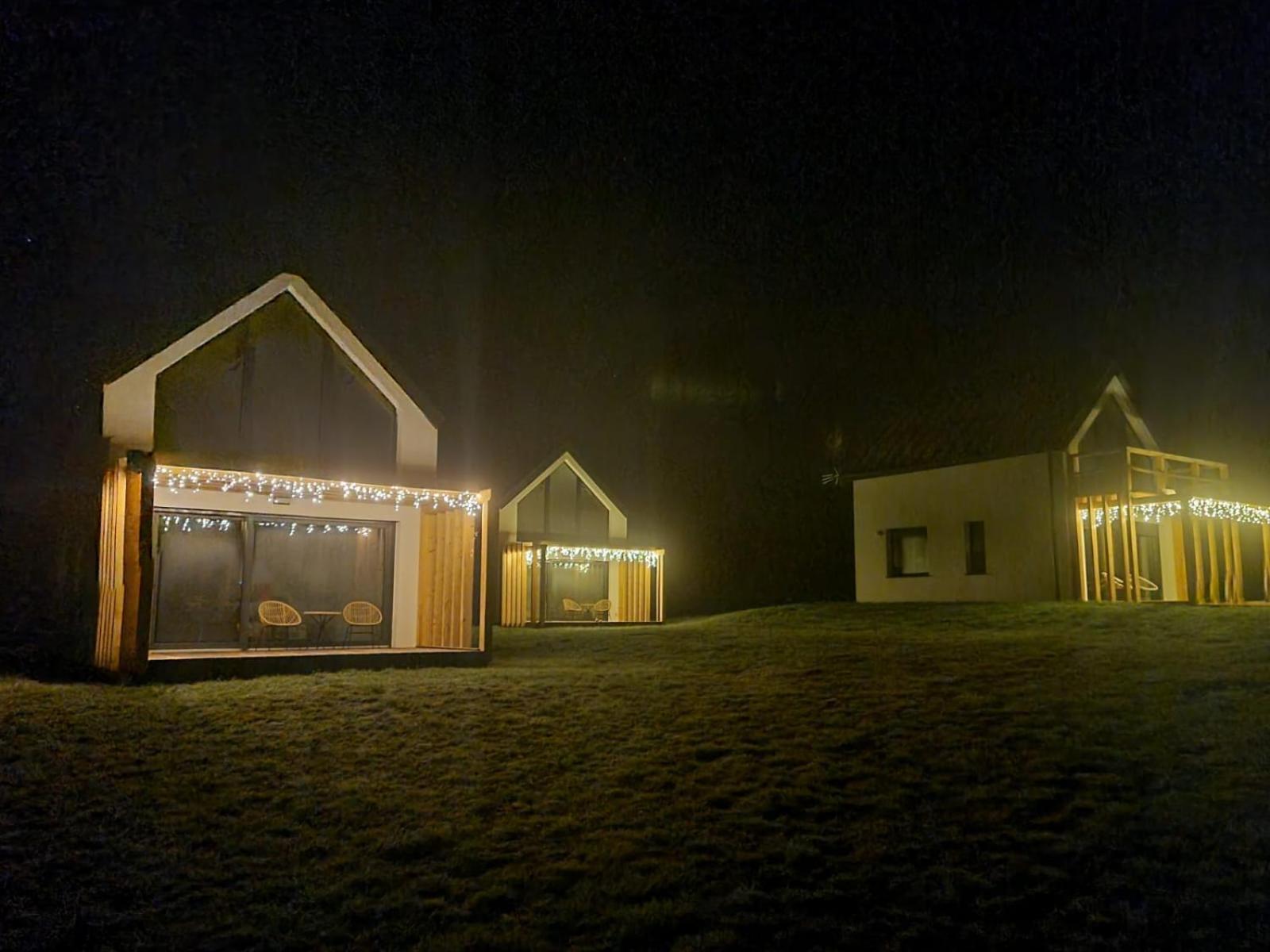 Wataha Pod Basztami - Alfa - Domki Caloroczne Radkow Exterior foto