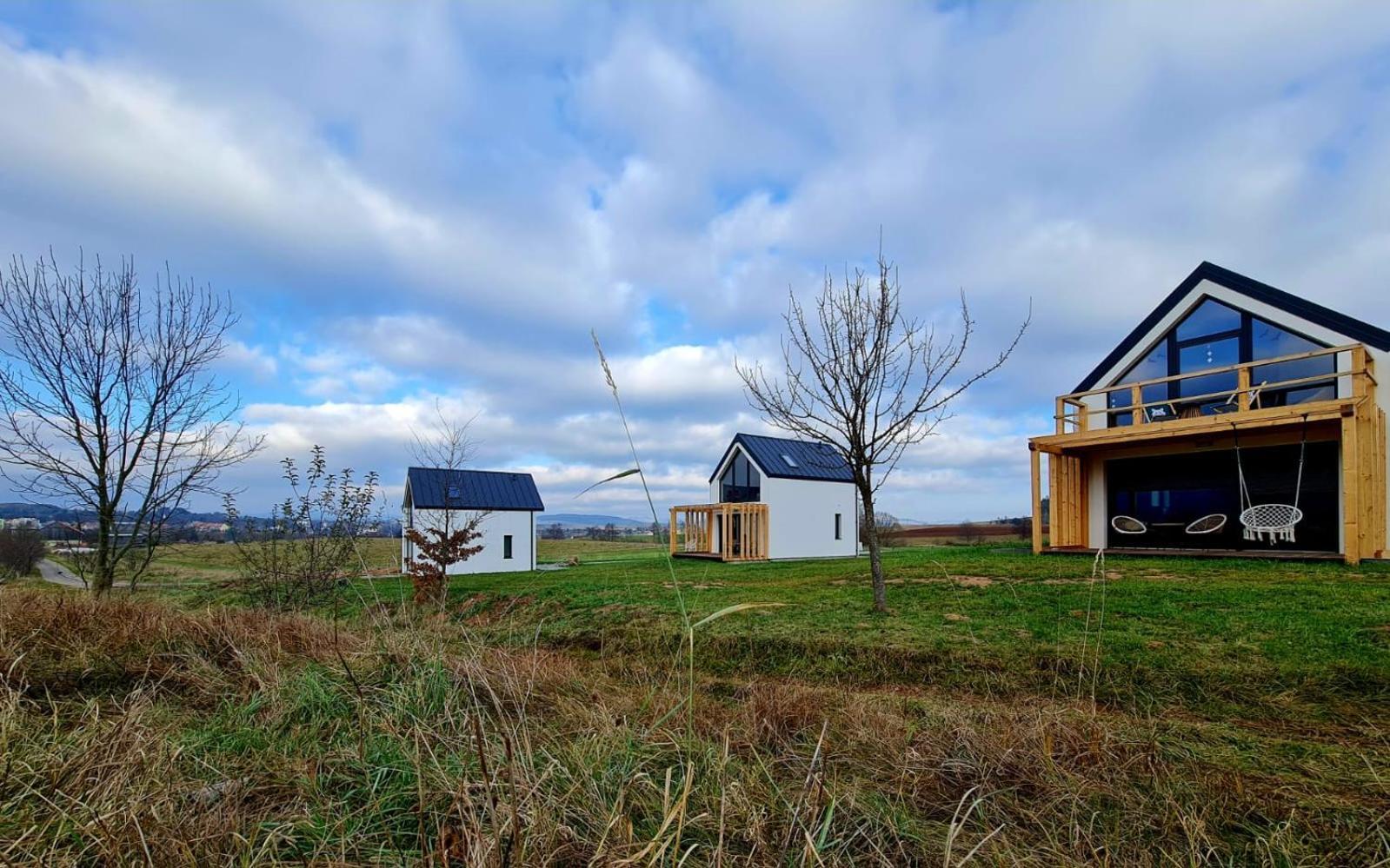 Wataha Pod Basztami - Alfa - Domki Caloroczne Radkow Exterior foto